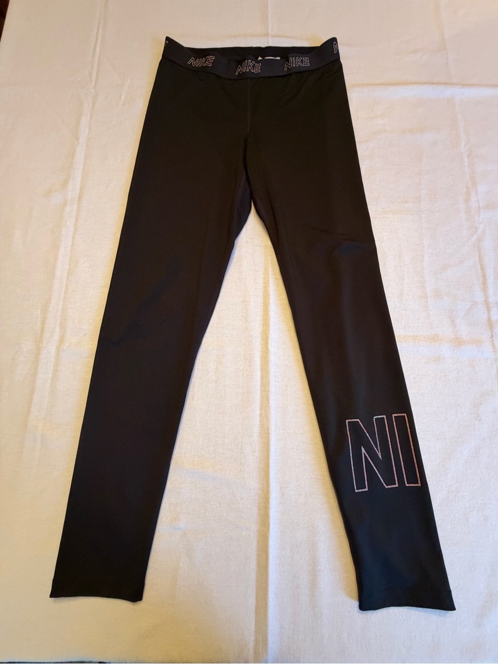 Nike Black Women's Leggings with Glitter Pink-Outlined Logo